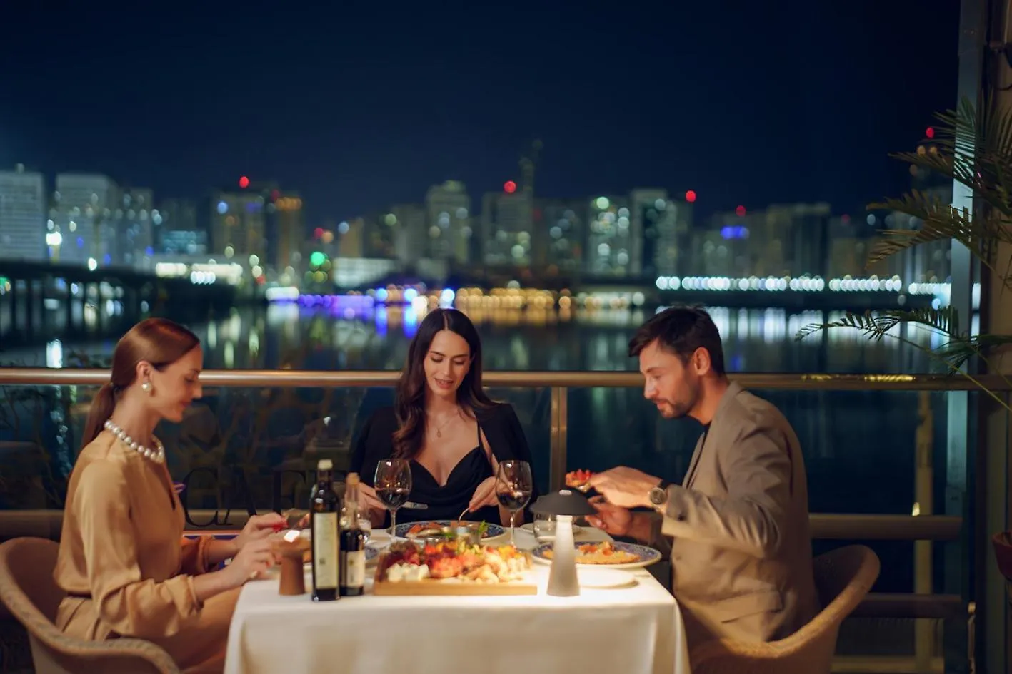 Four Seasons Hotel Abu Dhabi At Al Maryah Island 5*,