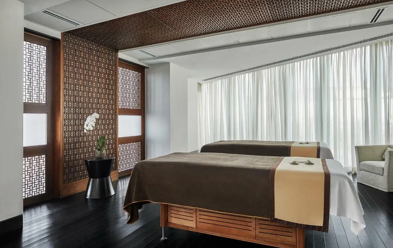 Four Seasons Hotel Abu Dhabi At Al Maryah Island