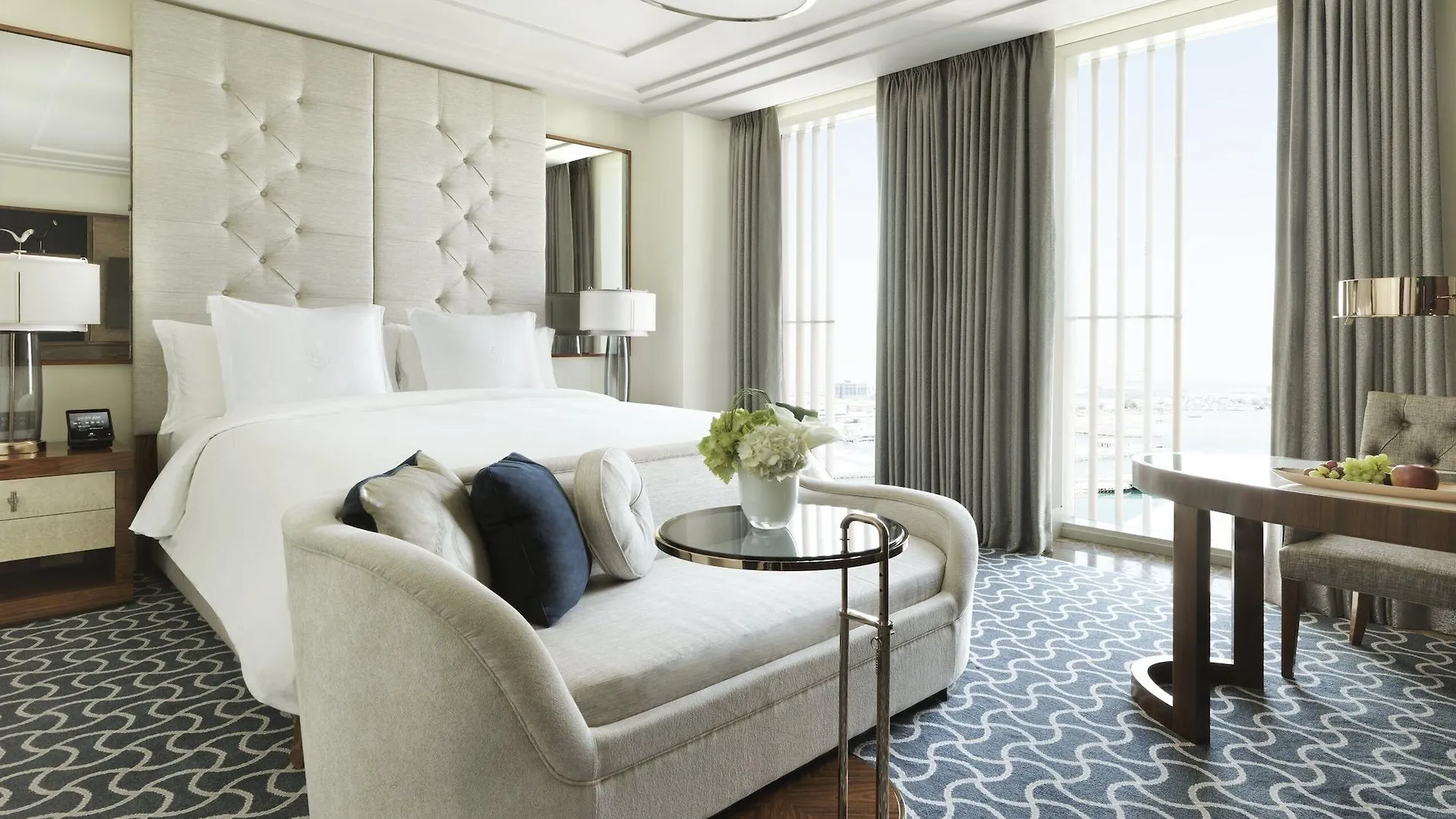 Four Seasons Hotel Abu Dhabi At Al Maryah Island 5*,